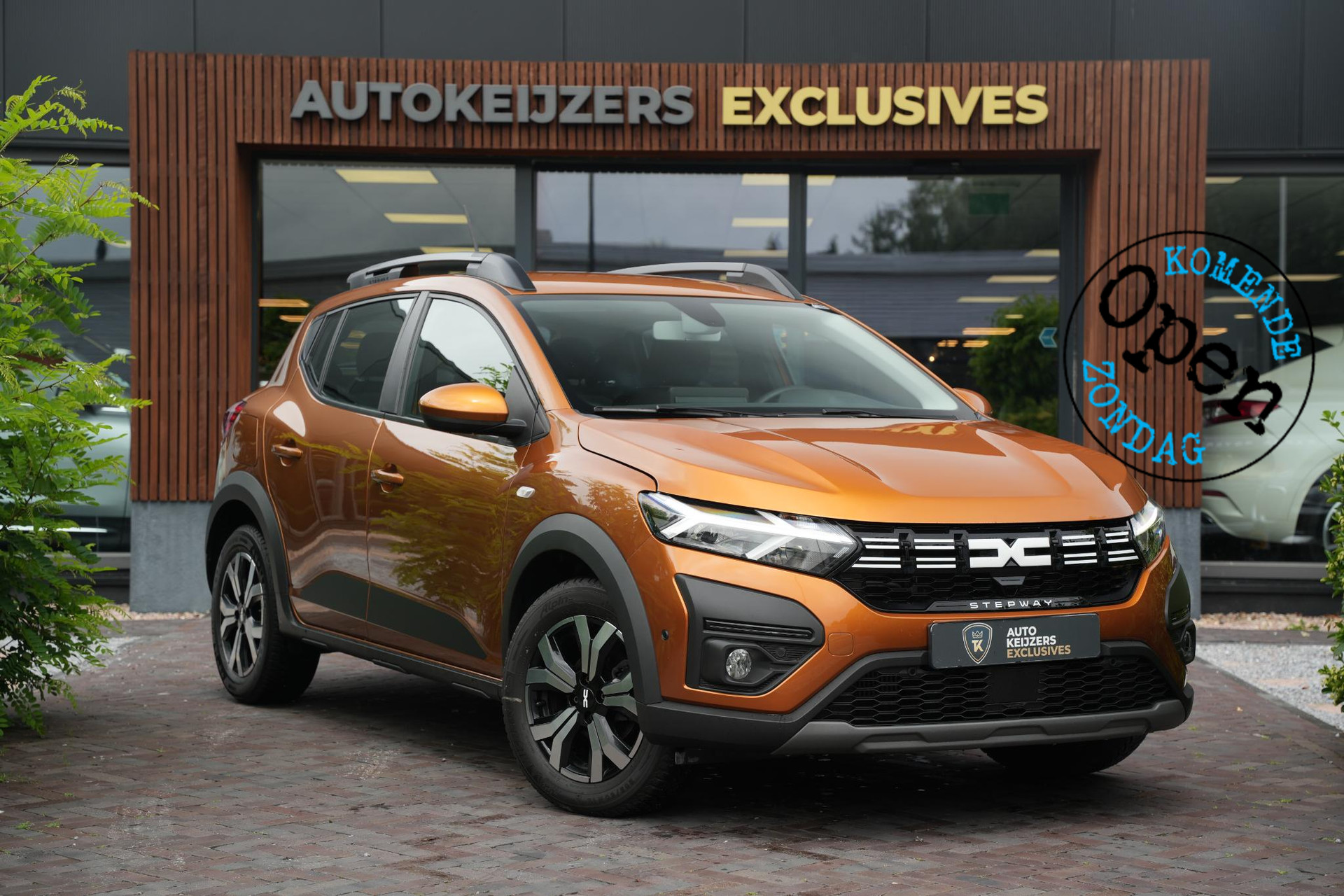 Dacia Sandero 1.0 TCe 90 Comfort 2024 ORANGE ATACAMA (TEEPY) 1