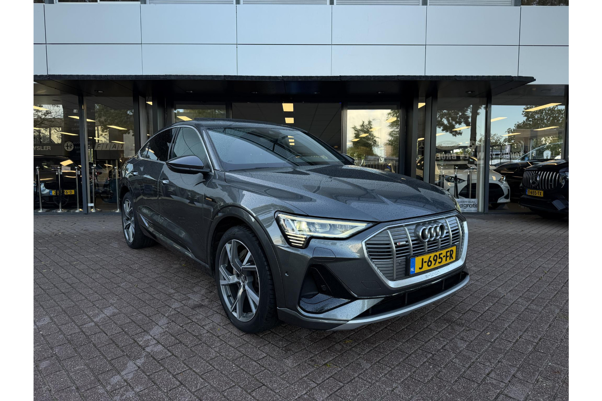 Audi e-tron Sportback 50 quattro S edition 71 kWh 2020 Daytonagrijs pareleffect 1