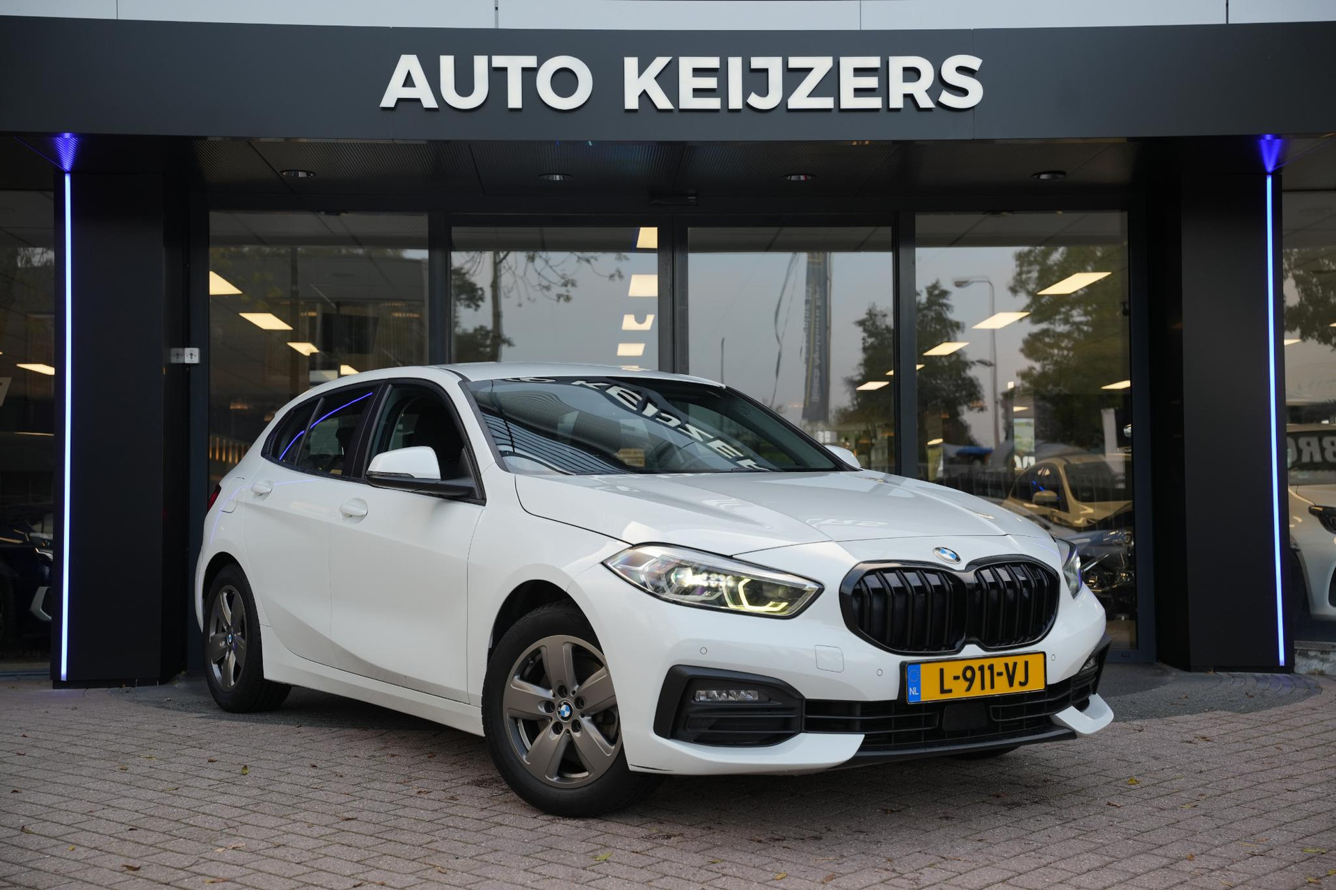 BMW 1-serie 118d High Executive 2020  1