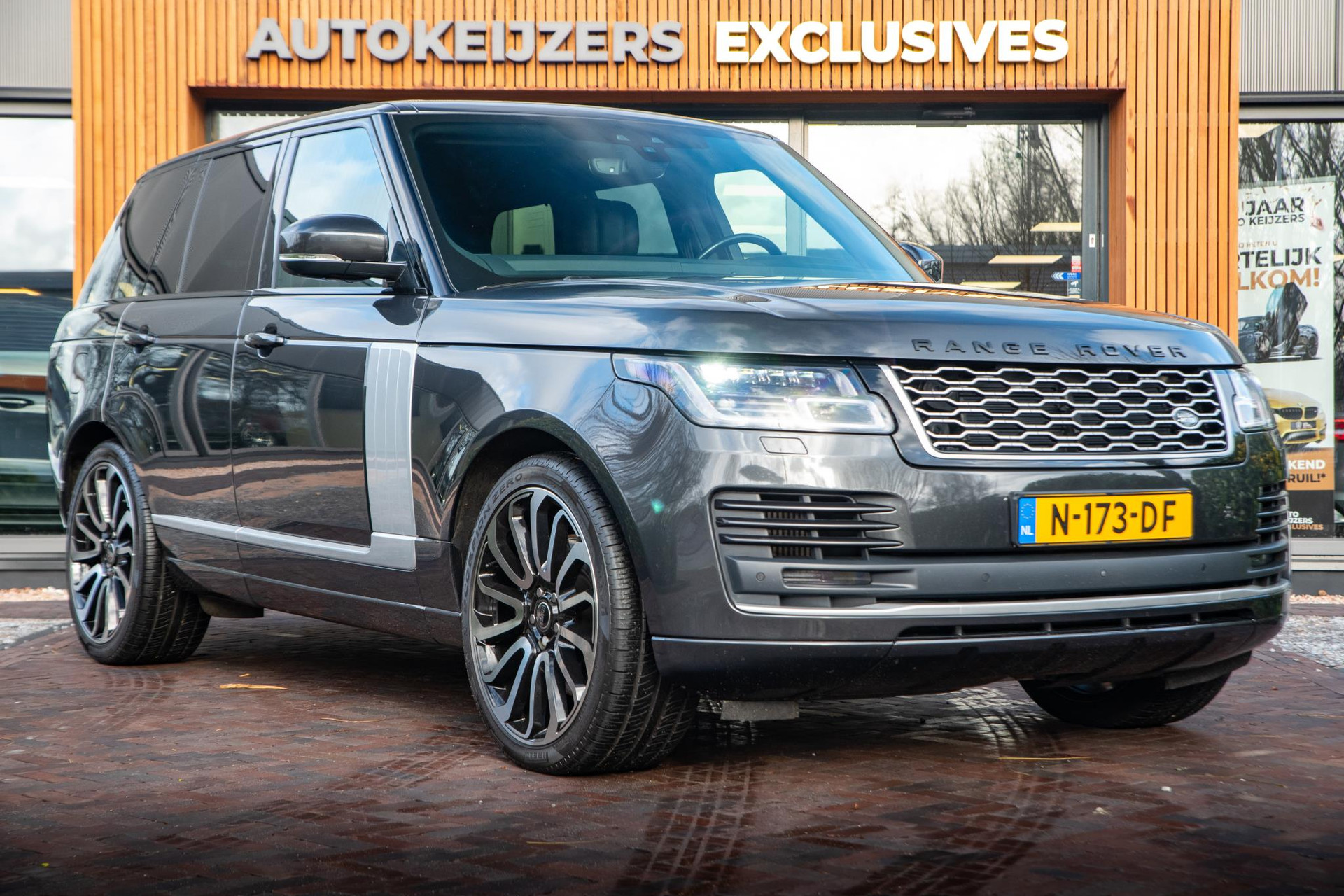 Land Rover Range Rover 4.4 SDV8 Vogue Standkachel 360 2019 1