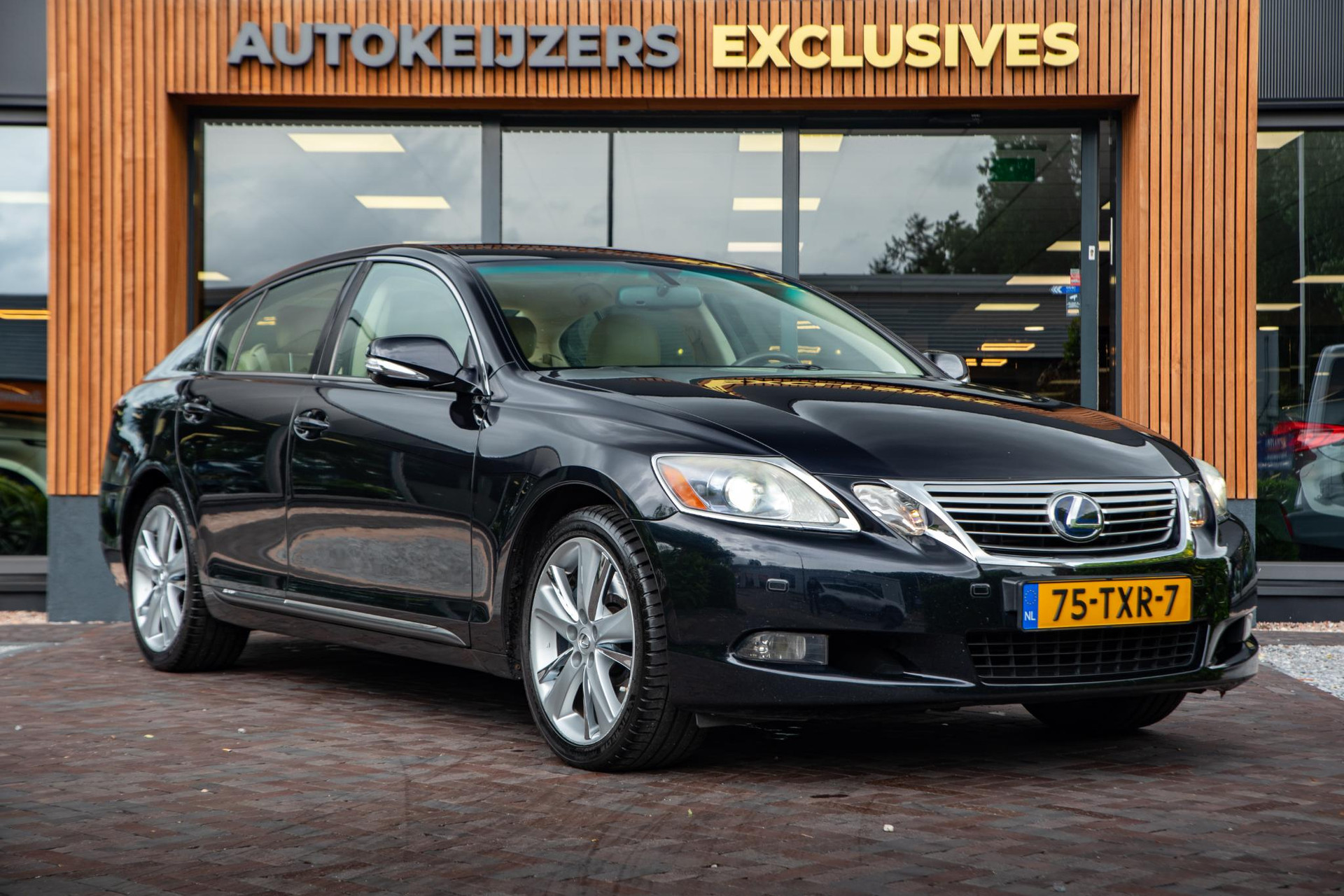 Lexus GS 450h Executive 2012 1